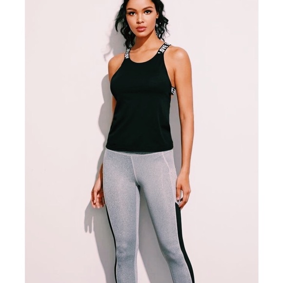 50%off!!! NWT! Urban “LOVE” Tie-up Blk Work-out Top! - Picture 7 of 13